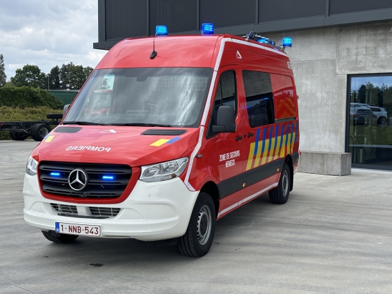 Véhicule de signalisation Zone de Secours Hemeco
