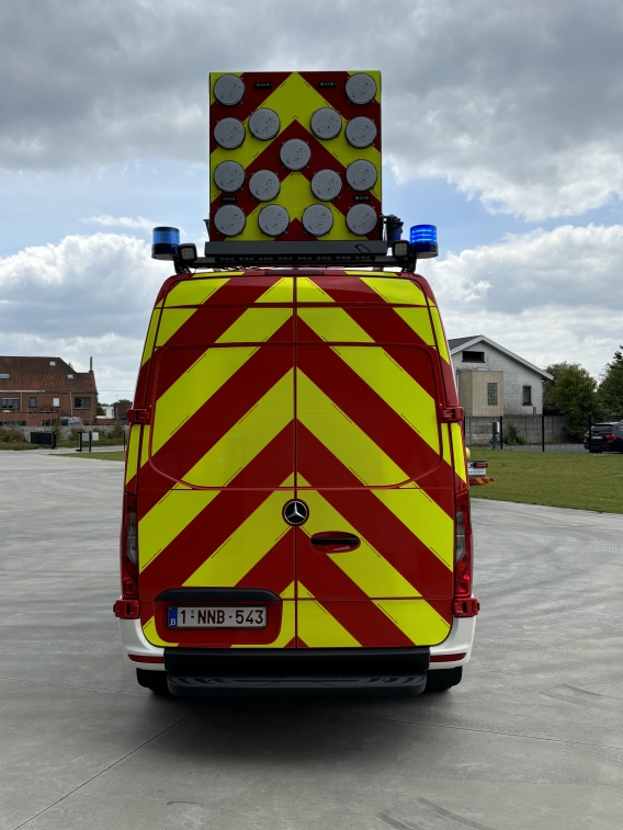 Véhicule de signalisation Zone de Secours Hemeco
