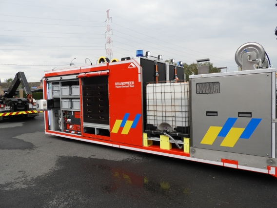 Conteneur nettoyage de route  