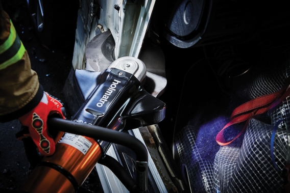 STINGER LED LAMP WITH 230V CHARGER