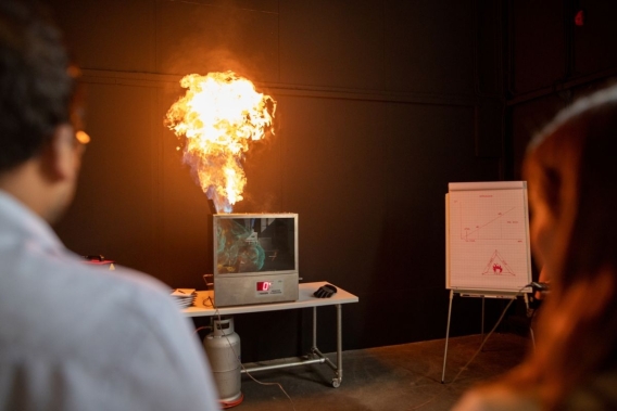 DESKTOP FLASHOVER (230V)