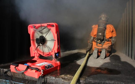 DRAAGBARE VENTILATOR OP BATTERIJ BATFAN 3 LI+ GEN2 220V IP66